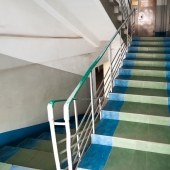 Лифт в здании
