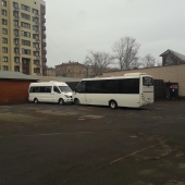 Можно расположить крупные автобусы