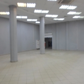 Смотрим прямо на выход на лестницу