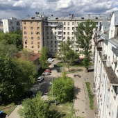 Территориально между Садовым кольцом и ТТК!