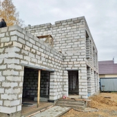 Дом с гаражом