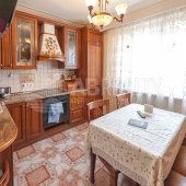 продается большая квартира