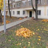 Вход в здание 2