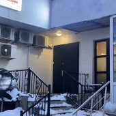 Вход в здание 1
