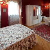 Королевская кровать