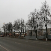 Трасса перед домом в поселке железнодорожном