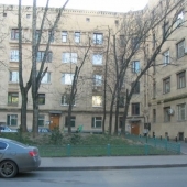 Это фотография со стороны улицы Студенческая