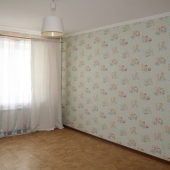 Другая комната в 3-мкр. на продажу