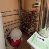 Котел здесь газовый автономный