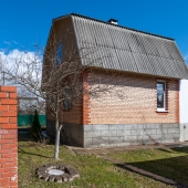 Дом со стороны двора
