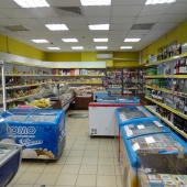 Потолки армстронг, пол - плитка