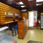 По площади 22.3 кв.м.