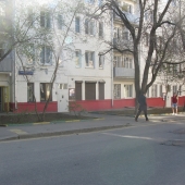 Выходят окна на Мещанскую улицу