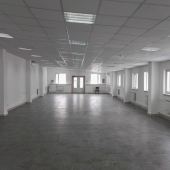 Есть возможность свободной планировки и есть кабинетная планировка.