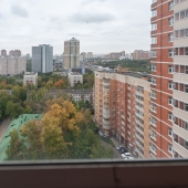 На три стороны окна смотрят в этой квартире
