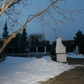 При дворовая территория дома 